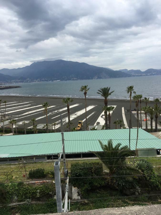 Vient E Mare Apartment Torre Annunziata Luaran gambar